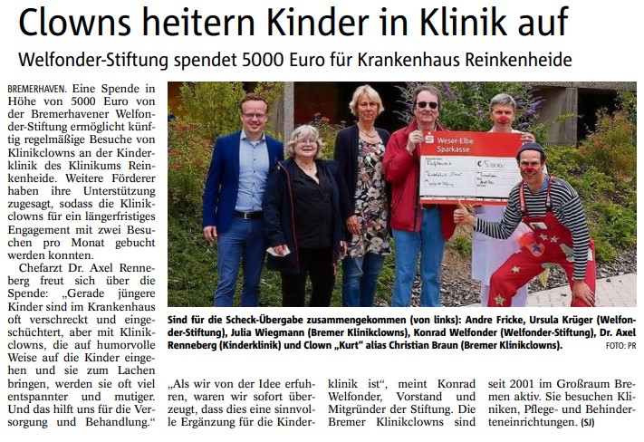 Clowns heitern Kinder in Klinik auf